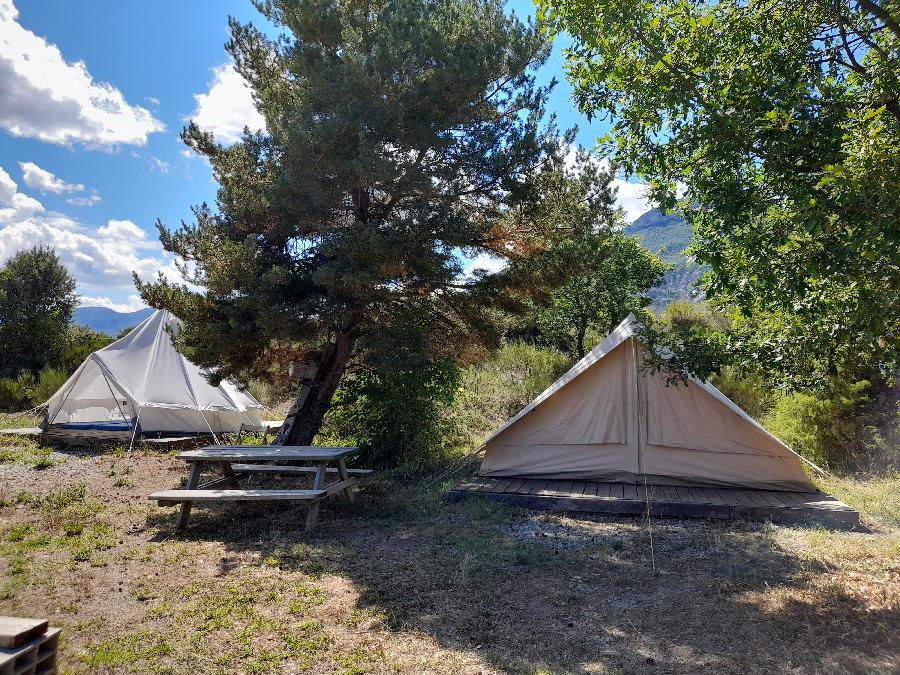 gite equestre Savournon Hautes-Alpes Centre questre Les Eysserennes