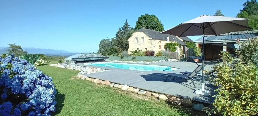 Gte questre Les 3 Collines  <em>64800 Saint-Vincent</em> Pyrnes-Atlantiques