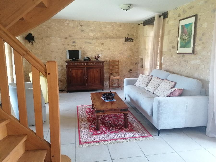 Gite equestre cheval Savignac-de-Miremont en Dordogne  photo 3