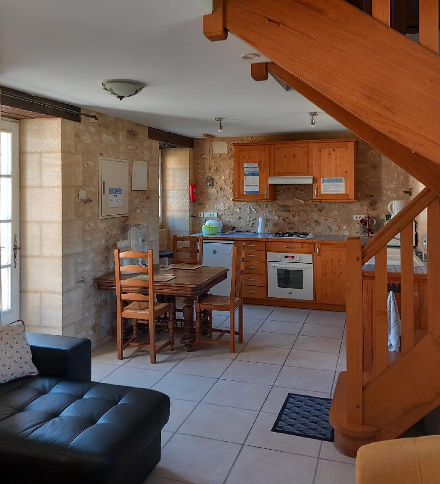 Gite equestre cheval Savignac-de-Miremont en Dordogne  photo 4