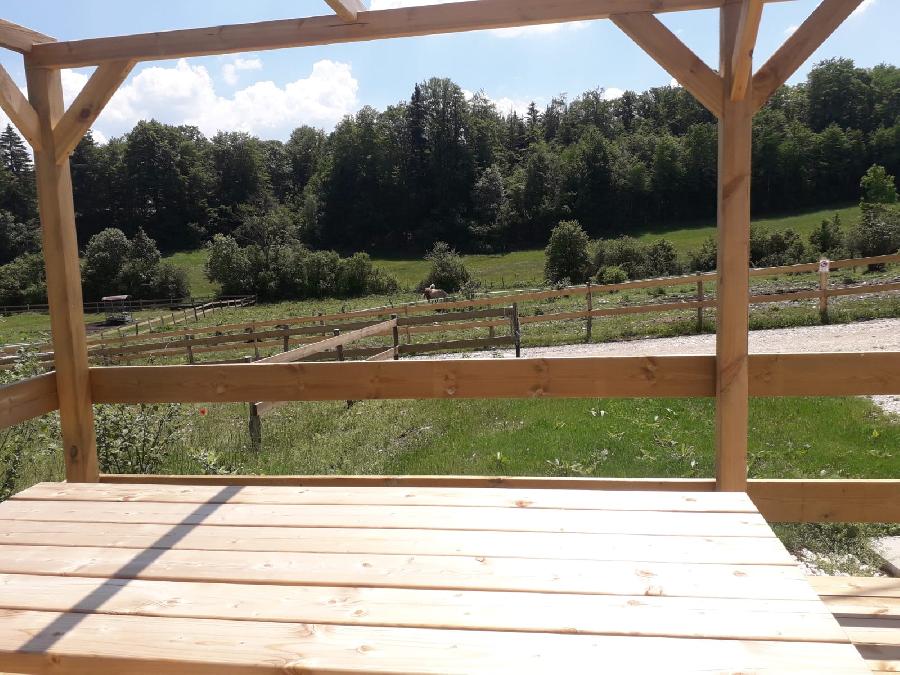 Gite equestre cheval Le Frasnois dans le Jura  photo 2