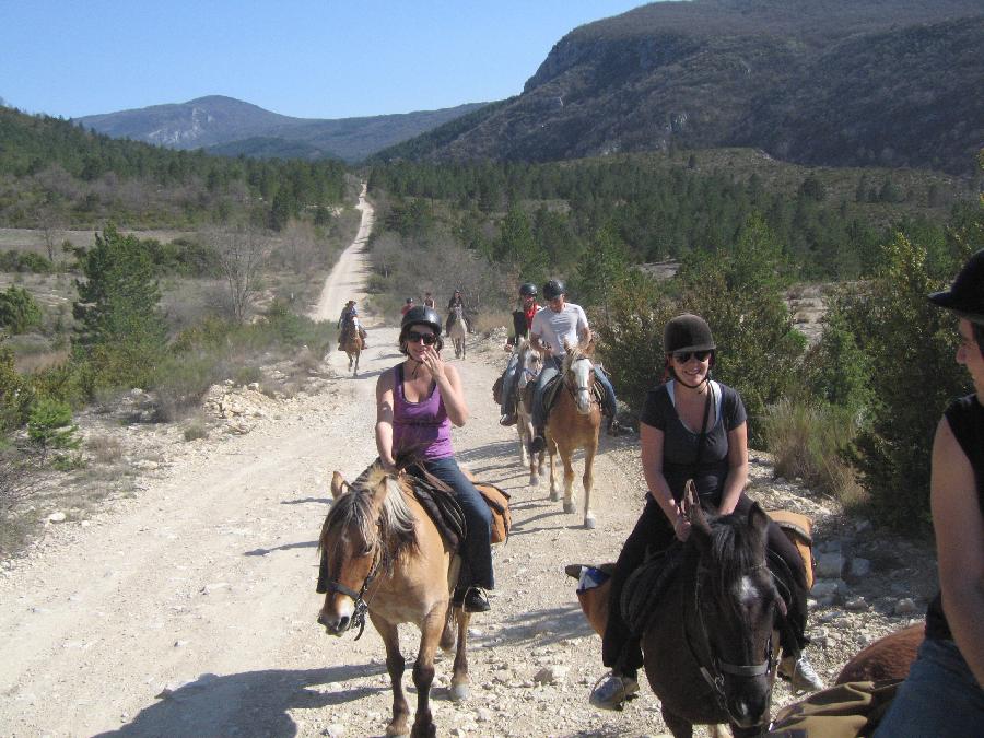 Randonne questre Alpes de Haute-Provence PNR du Verdon photo 5