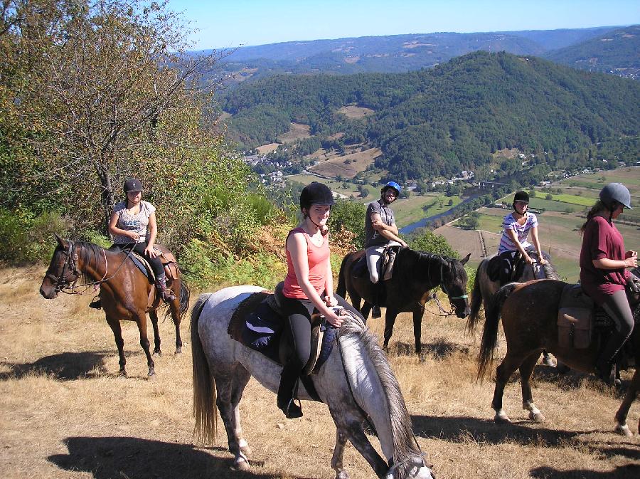 randonnee cheval correze