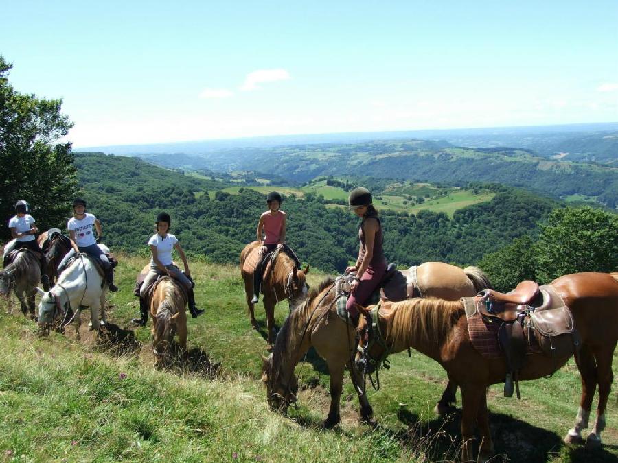 Voyage  cheval Cantal Massif Central photo 3