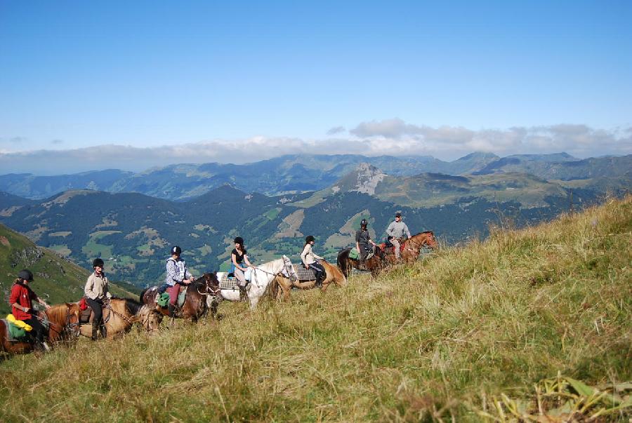 Voyage  cheval Cantal Massif Central photo 5