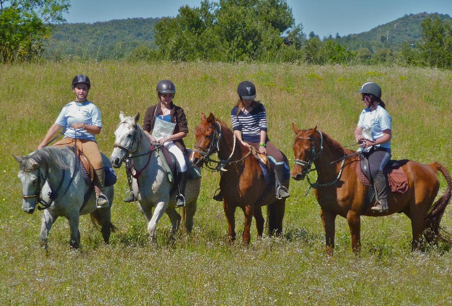 Balade  cheval Aude Corbires