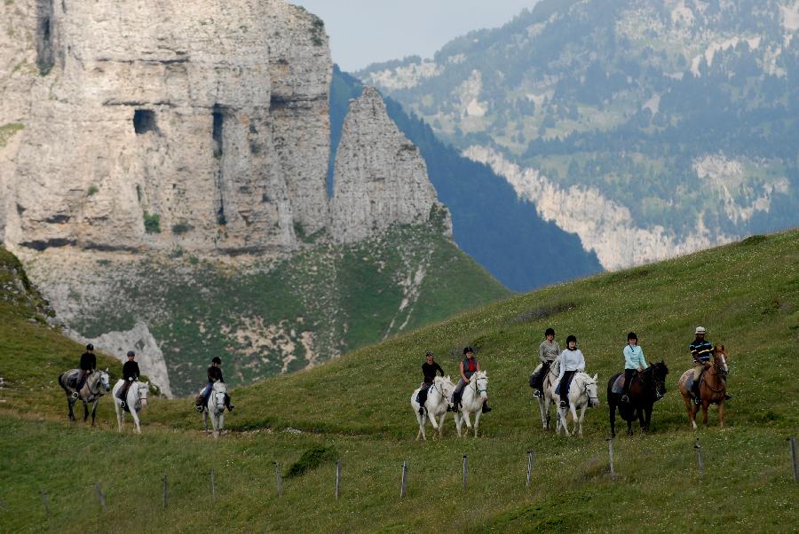 Randonne questre Drme PNR du Vercors photo 2