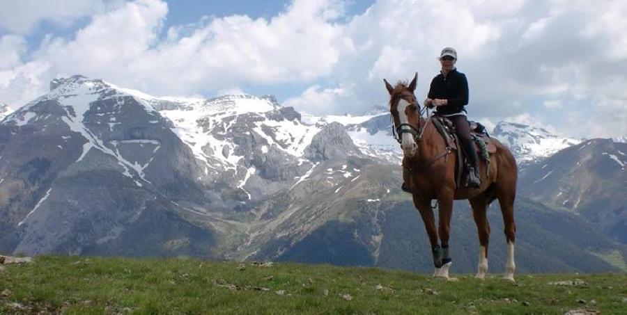Voyage  cheval ESPAGNE Pyrnes espagnoles photo 4