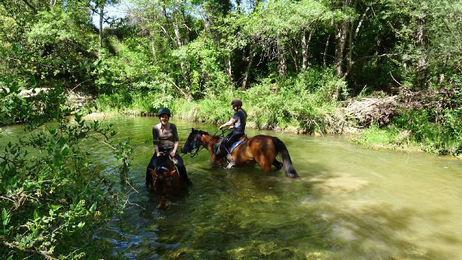 Balade  cheval Aude Pays Cathare photo 2