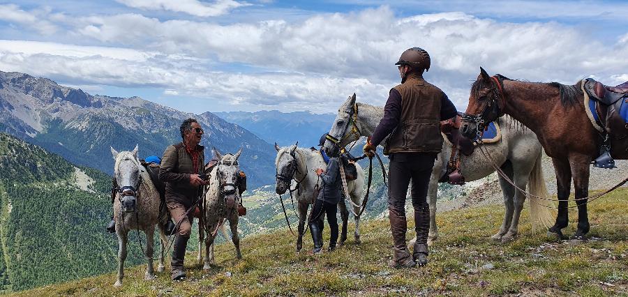 Voyage  cheval Hautes-Alpes  photo 2