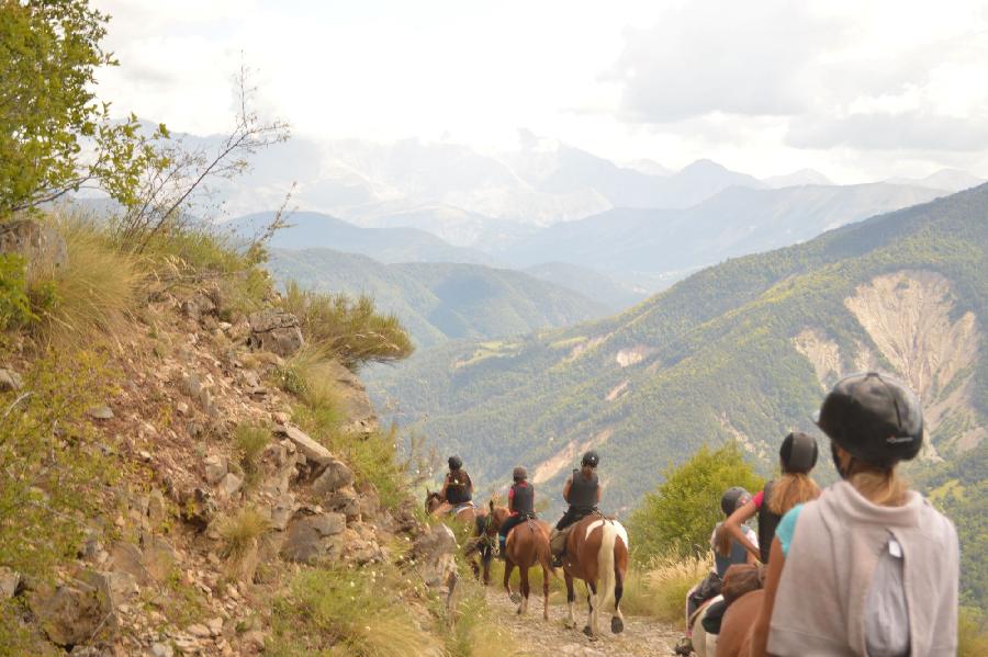 Randonne questre Alpes de Haute-Provence  photo 6