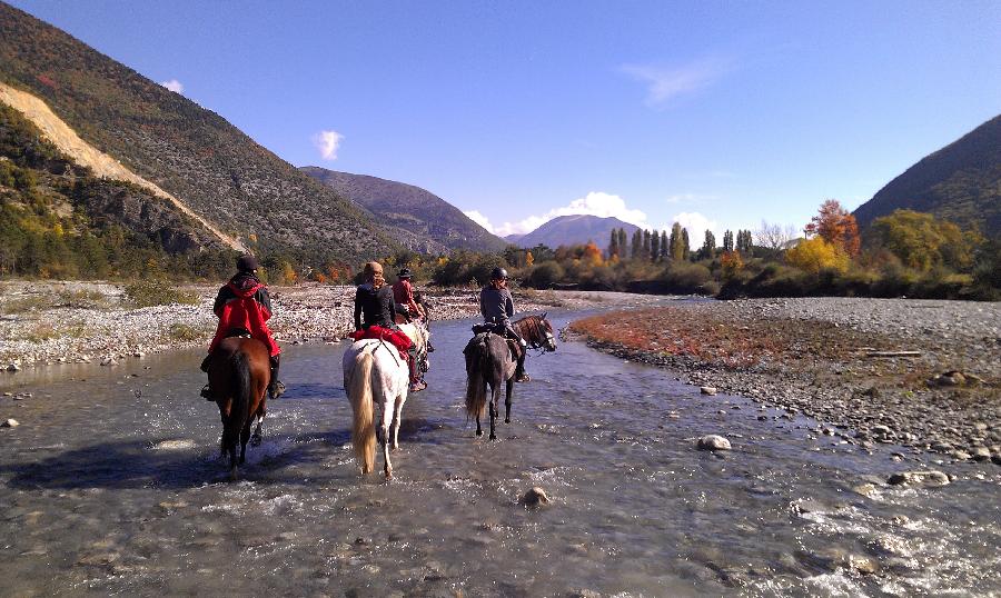 Sjour questre Hautes-Alpes Pays du Buch photo 6