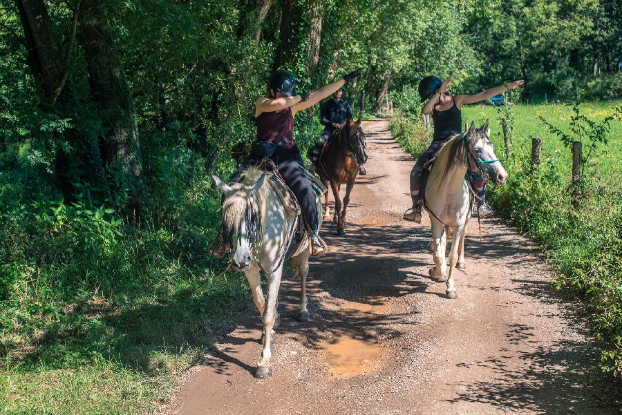 rando Balade  cheval Aveyron