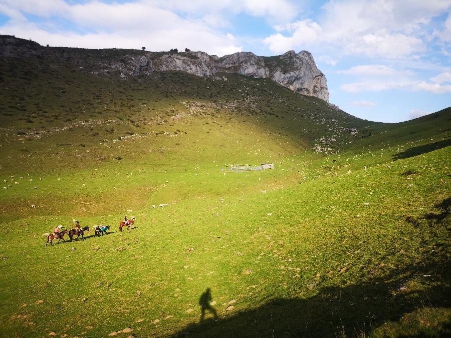 Randonne questre Hautes-Pyrnes Pyrnes