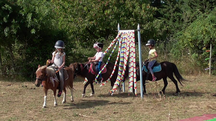 Stage �quitation   photo 4