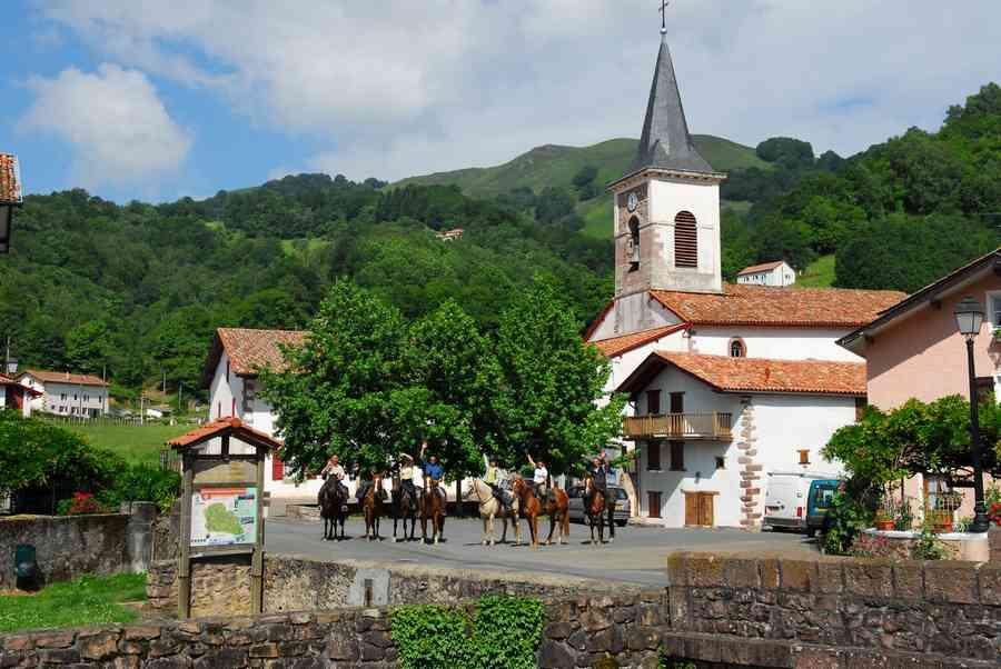 Randonne questre Pyrnes-Atlantiques Pays Basque